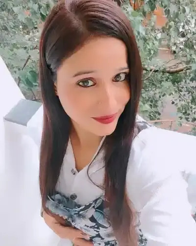 Call Girls in Gondal